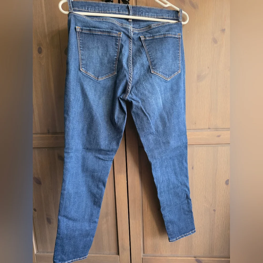 Gap 1969 True Skinny Super High Rise Jeans in 29P - Picture 2 of 4